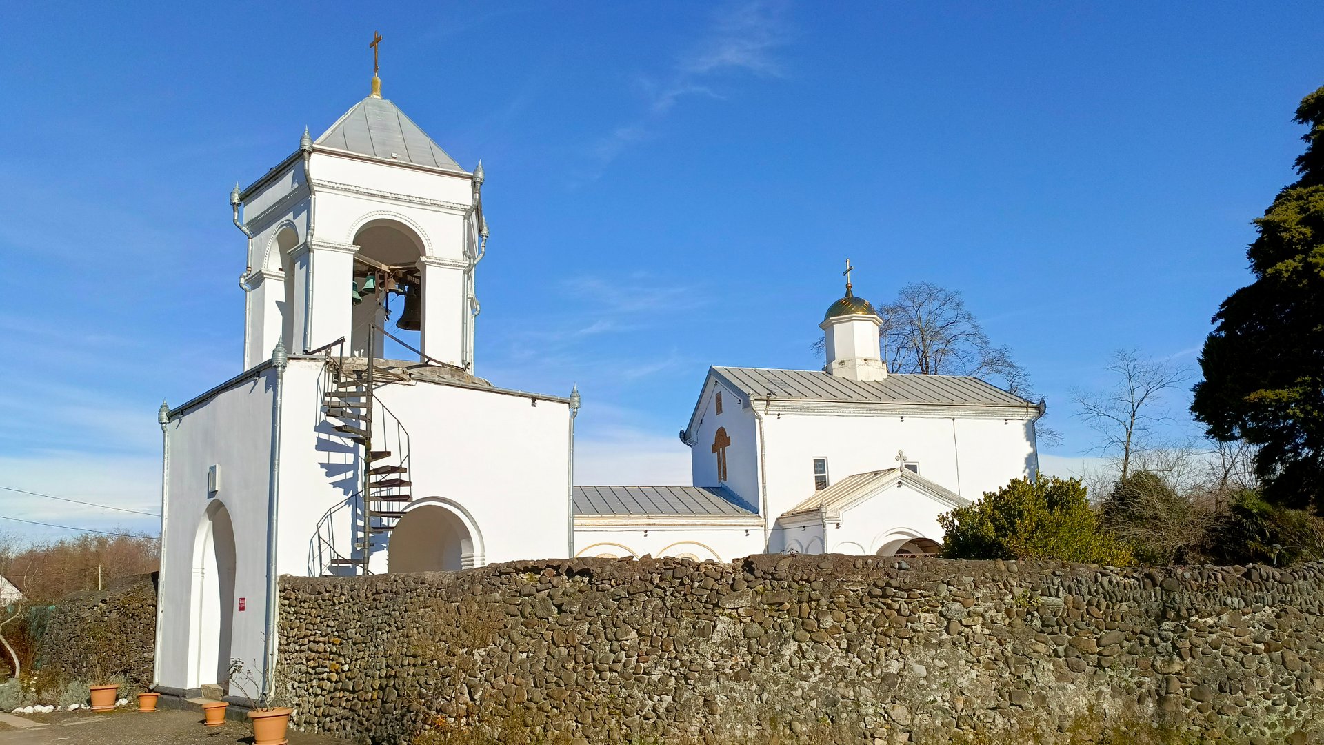 Абхазия. Очамчира. Илорский храм. смотреть онлайн