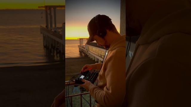track to the sea #elektrondigitakt #sea #musicyet смотреть онлайн