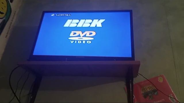 Открытие DVD диска СмеШАРики 16 выпуск Красная книга смотреть онлайн