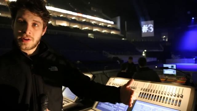 LD Jamie Thompson Chooses Avolites Sapphire Touch For The Script