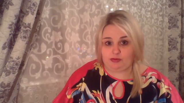 Водолей - Прогноз на апрель на картах Таро от эксперта LiveExpert.ru Ксении Матташ смотреть онлайн