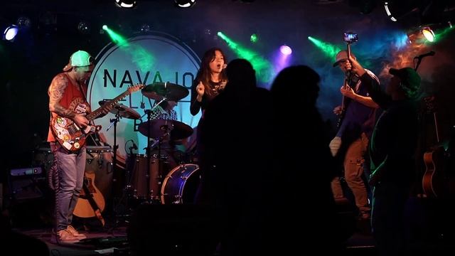 The Diz「Valerie」Navajo Live смотреть онлайн