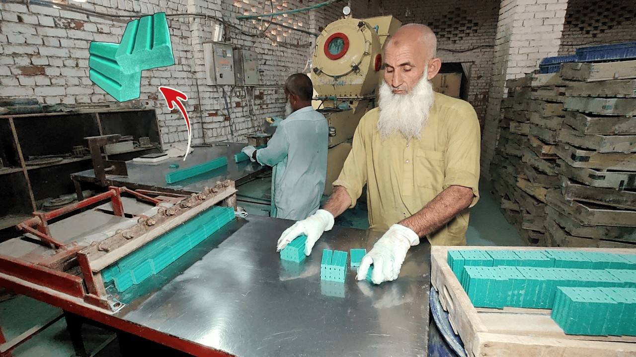 Удивительный процесс приготовления мыла для мытья посуды | Как Приготовить мыло Для мытья посуды смотреть онлайн