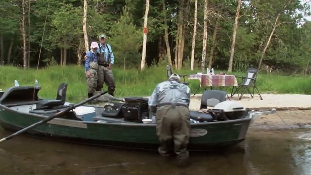 Under the Radar - Fly Fishing on the Pere Marquette River Baldwin смотреть онлайн