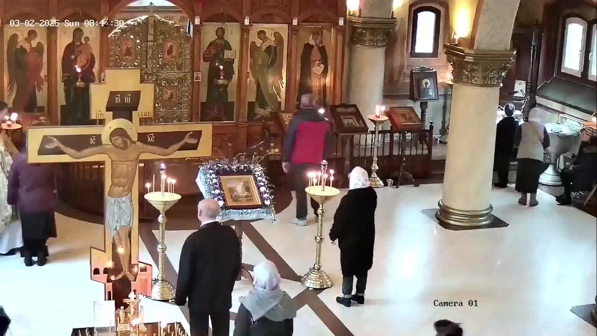 Божественная литургия. 2.03.2025 в 9-00. смотреть онлайн