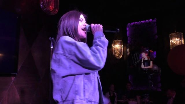 Женя Поликарпова, петь вживую, живой звук