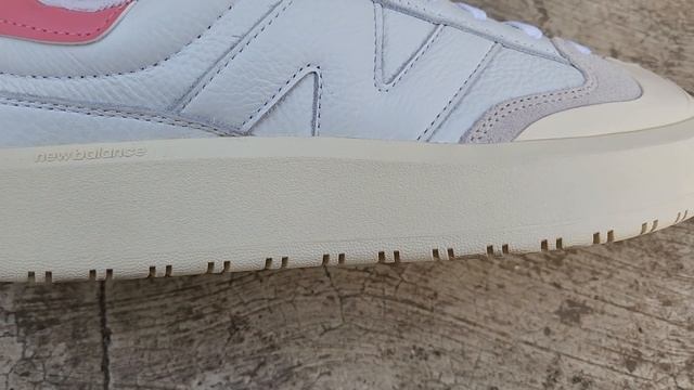 Best New Balance Sneaker Under 5000 | New Balance CT302 смотреть онлайн
