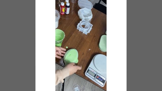 ӘДЕМІ Жапырақ формасында әдемі декор