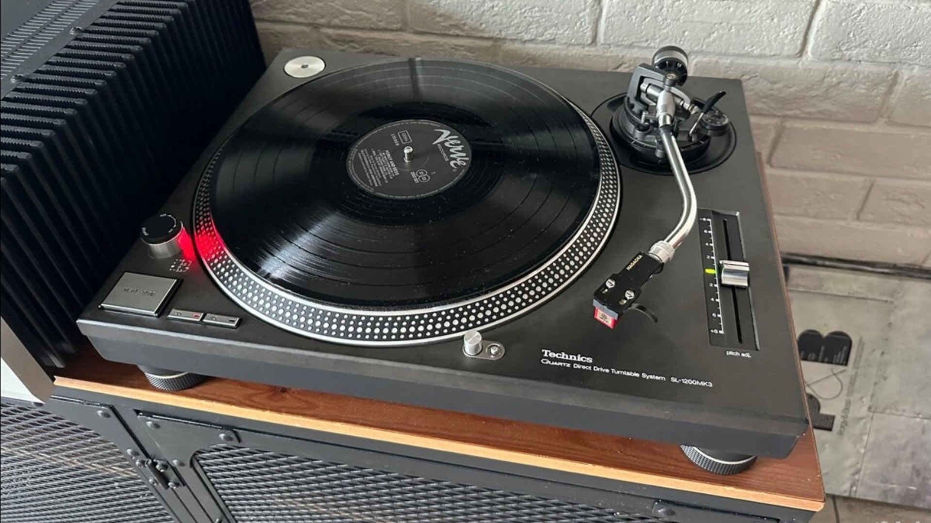Technics Sl1200 Mk3 & Phasemation EA200