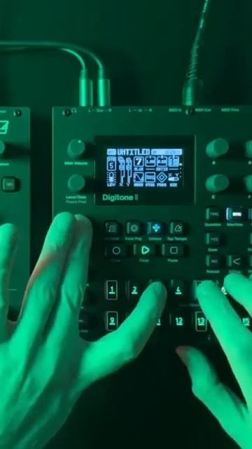 Digitone II + Analog Heat FX #dawlessjam #digitone2 смотреть онлайн