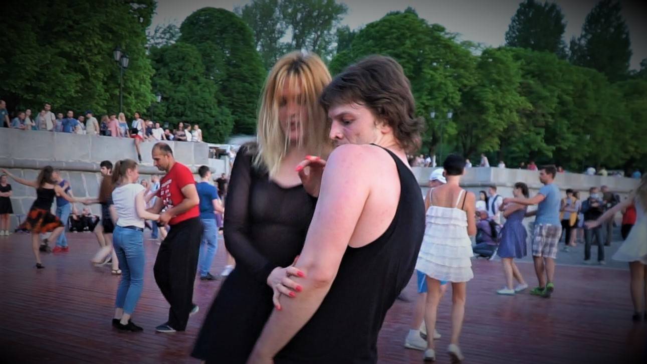 ABU DHABI (Хастл опенЭйр) смотреть онлайн