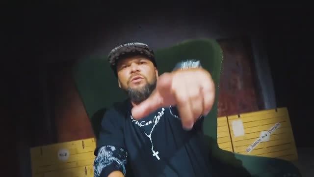 Шорох - Пара строк (Official Video) смотреть онлайн