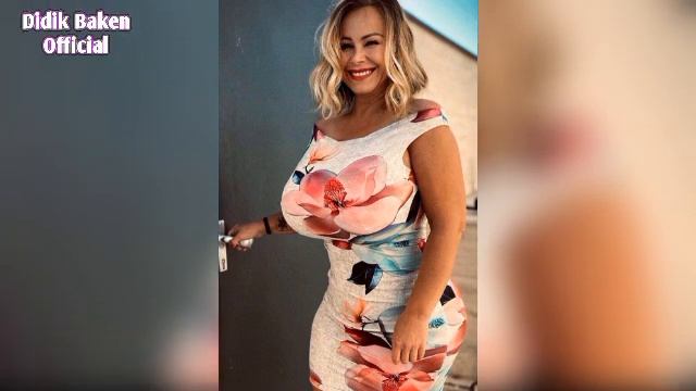 Older Women Over 50 In Mini Dress Classy Beauty 297