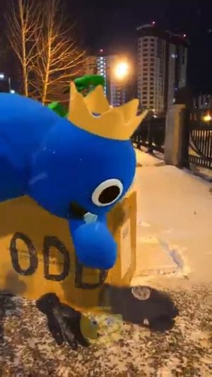 ЗИМОЙ РАДУЖНЫЕ ДРУЗЬЯ В РЕАЛЬНОЙ ЖИЗНИ! #shorts