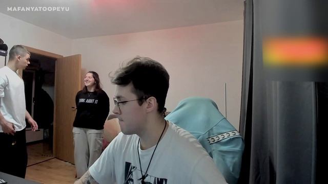 "ИРЛ ПРАНК" МАФАНЯ ИГРАЕТ РОЛЬ М@НЬЯКА смотреть онлайн