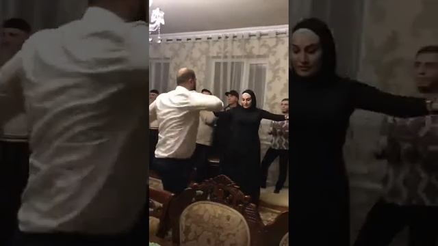 Чермой Лам (Песня) Махкеты смотреть онлайн