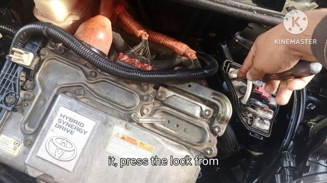 Toyota Aqua may check engine light kesay htatay ha,How to reset the check engine light inToyota aqu смотреть онлайн