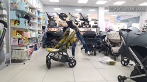 Как складывается прогулочная коляска...?