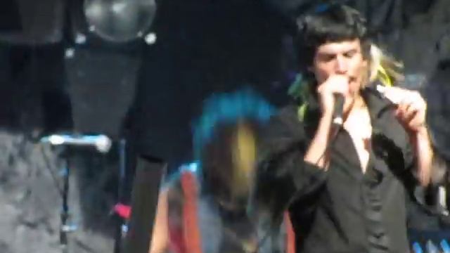 Foxy Shazam live - Eating 3 Cigarettes - Toronto, June 5, 2011 смотреть онлайн
