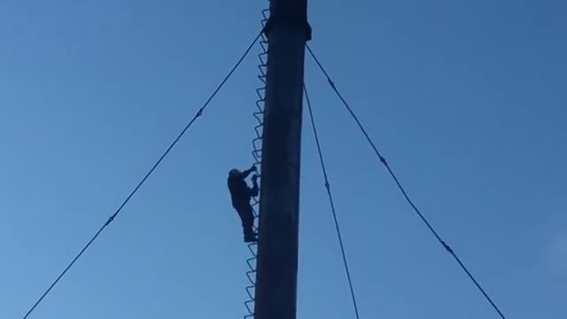 Ползём смотреть онлайн