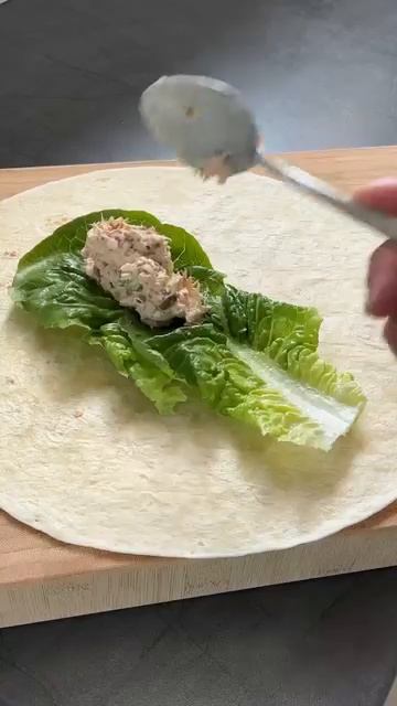 Очень вкусный ролл с тунцом🔥 смотреть онлайн