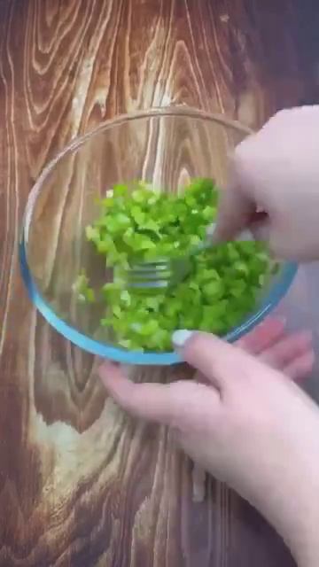 Заливной пирог с луком и яйцом смотреть онлайн