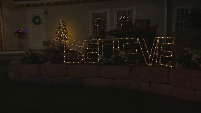 Kringle Express Indoor/Outdoor Illuminated Holiday Messages On QVC