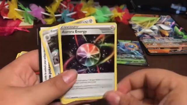 Opening a Galarian Sirfetch’d V BOX (INSANE PULLS) смотреть онлайн