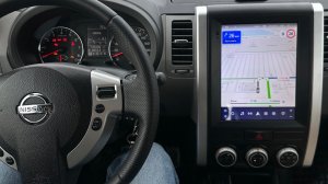 Магнитола в стиле Tesla: Tyres T-Pro 2 в Nissan X-trail T31 
Тюнинг салона.