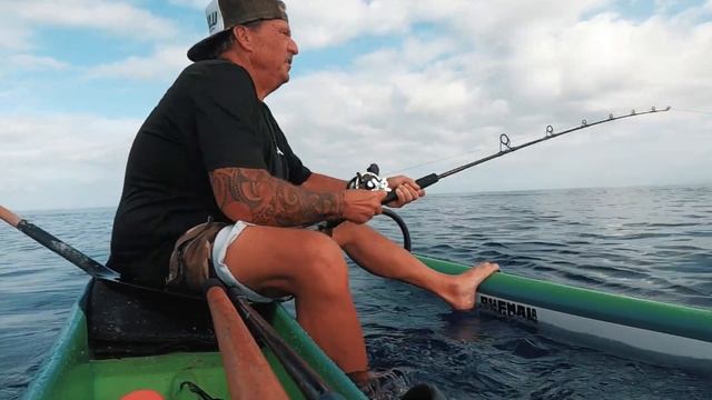 Hawaii Canoe Fishing Action! 40lb Wahoo! plus smaller Wahoo and Yellowfin Tuna! смотреть онлайн