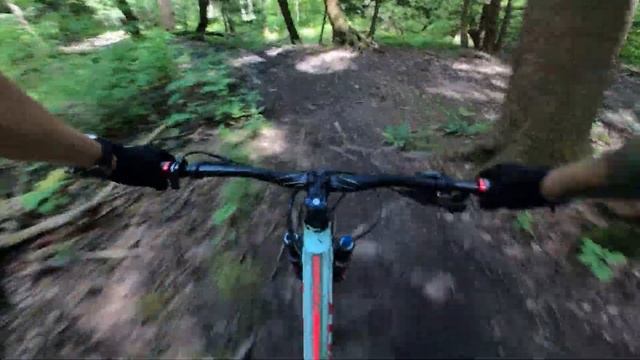 Hunters Creek| East Aurora, NY смотреть онлайн
