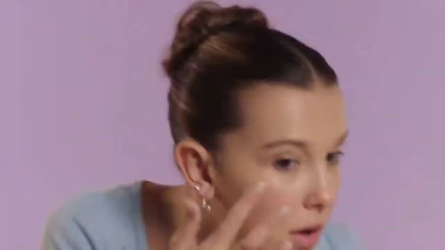 Millie Bobby Brown - Daily Makeup Routine | Florence By Mills смотреть онлайн