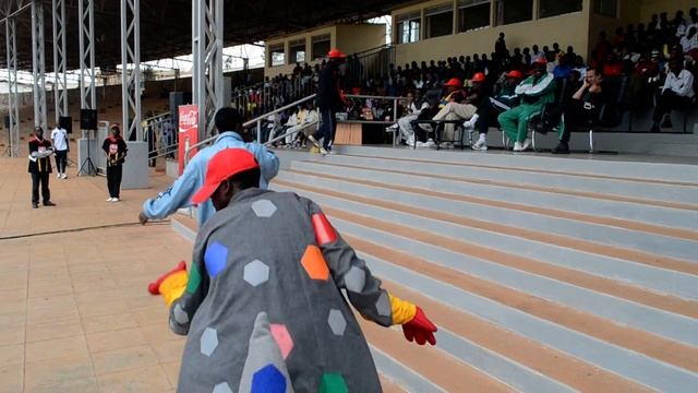 Jay Polly at Copa coca cola(www.inyarwanda.com) смотреть онлайн