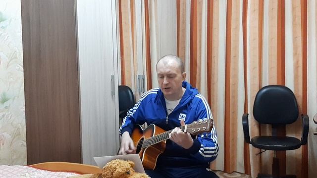 Догорают свечи Автор и исполнитель: Владимир Курочкин смотреть онлайн