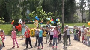 Танец "Падаем и взлетаем"