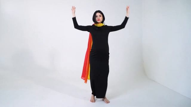 Pregnant Bellydance With Veil | Східний танець із шаллю