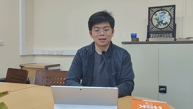 HSK3 Dialogues | 15-1 在办公室 In The Office