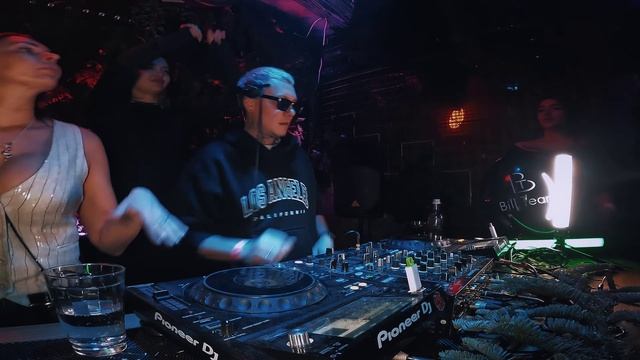 DEFLEE @ BILL TEAM 28.12.2024