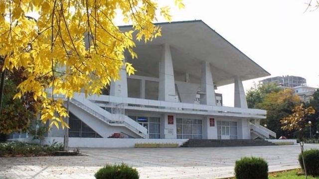 Почему аварские бизнесмены не помогают развитию культуры нации, а помогают только религии, и спорту смотреть онлайн