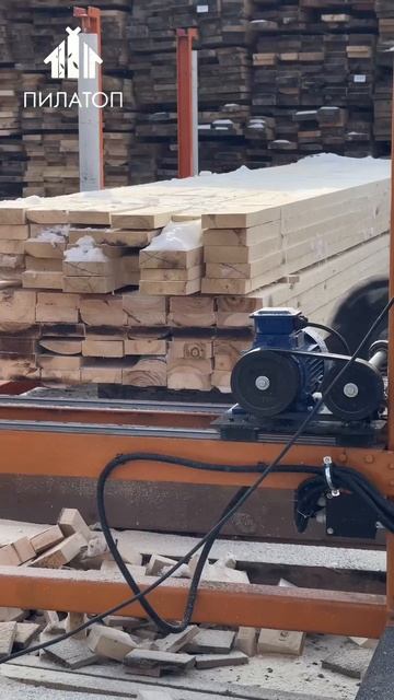 Тестовый запуск торцовочного станка.