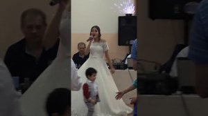 Свадебная песня невесты для жениха! (Карина Гусейнова)