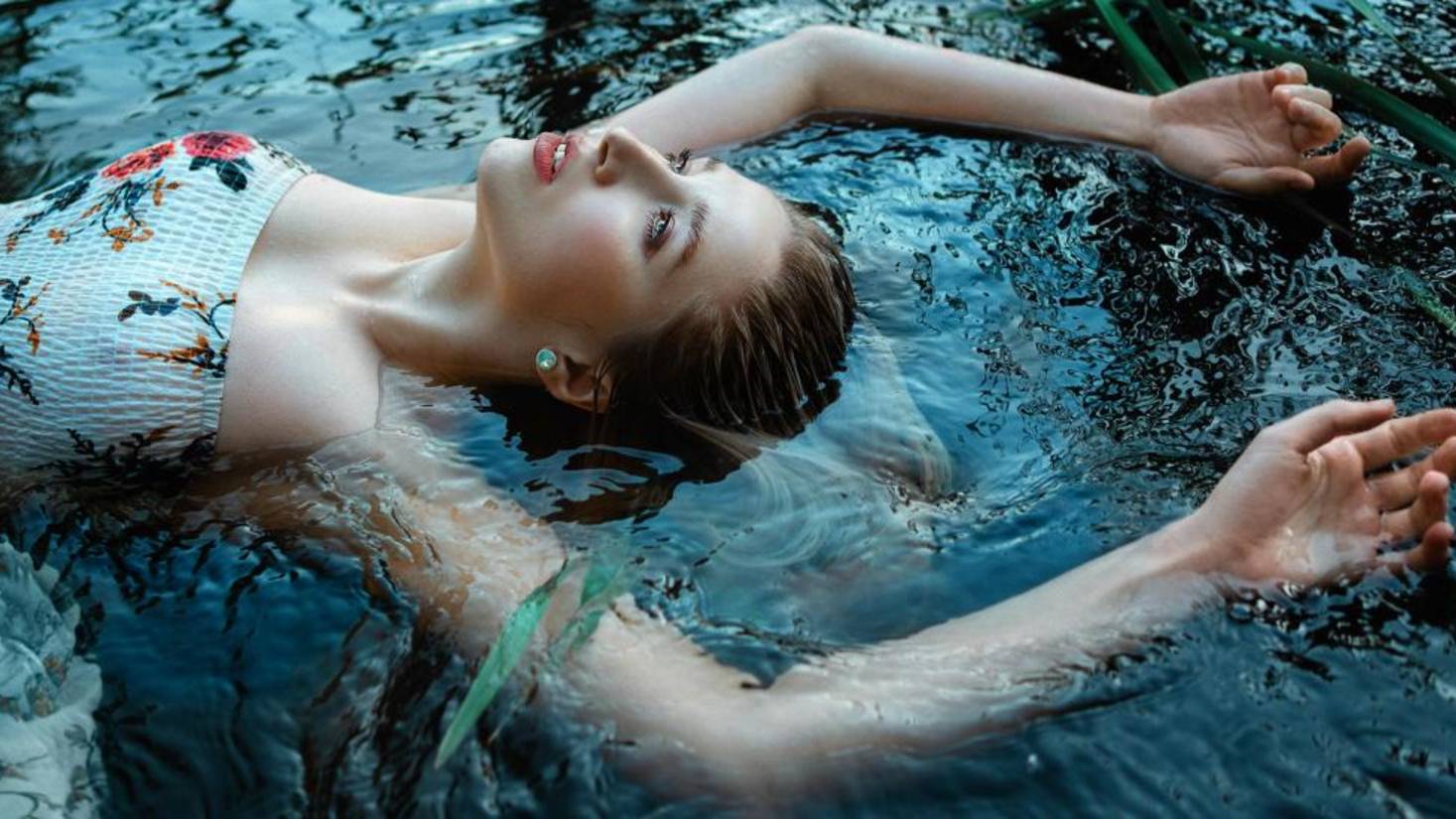 Anton Pavlovsky - Dark Blue