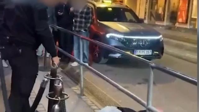 строгий фейсконтроль