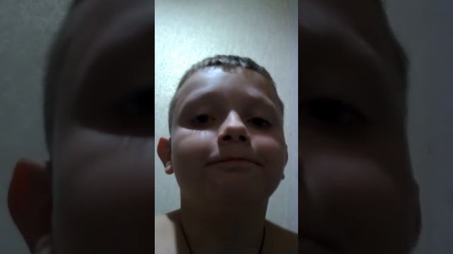 Ребят Не пишите чтобы я не уходил я хочу взять отдых на 2 года я устал ол два года я устал смотреть онлайн