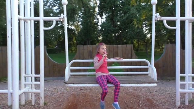 Вечерние прогулки. Минск.Лошицкий Парк (02.09.23.) смотреть онлайн