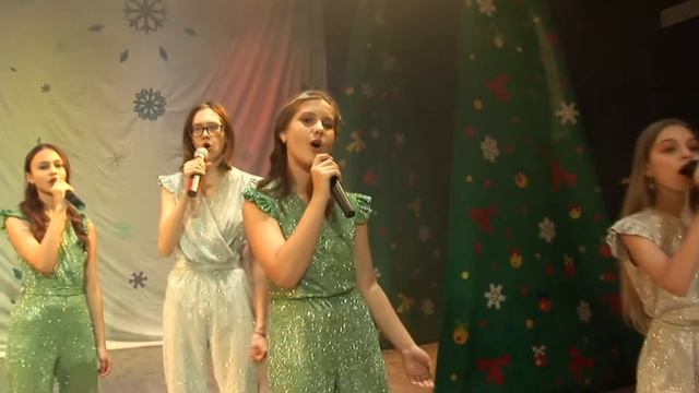 Студия эстраного вокала Талисман Новый год смотреть онлайн