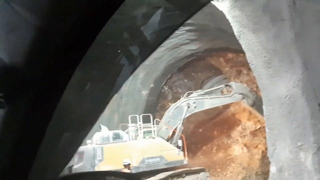 Марк уходит в отпуск) смотреть онлайн