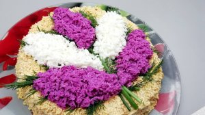 Изумительной красоты салат украшает Ваш стол!И,главное, ничего супер сложного!
Салат «Ветка сирени»