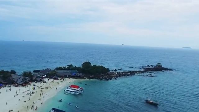 5 Мест, Которые Пришлось Закрыть из-за переполненности смотреть онлайн