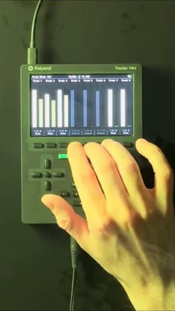 Jam on Polyend Mini Tracker #music #minitracker #polyend #jam смотреть онлайн